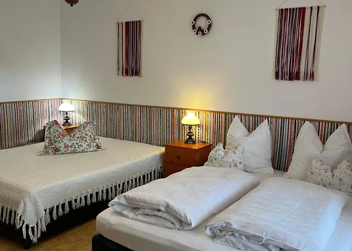 Cicaskacus Vendeghaz לינה וארוחת בוקר 3*